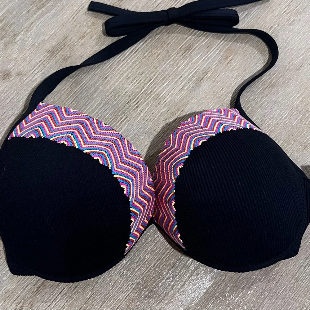 Shade & Shore Black Push Up Halter Bikini Top Chevron Trim NWT